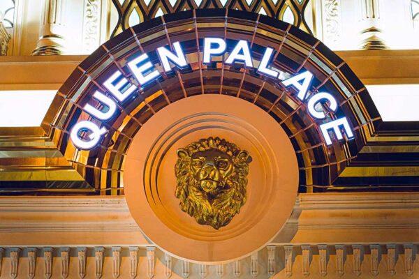 QUEEN PALACE-7